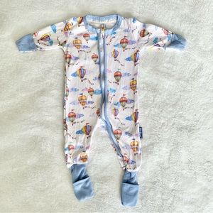 GrowGrows 2-Way Zipper Onesie in Balloon Print, Size 0-3M